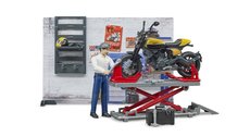 Bruder 62102 Motodlna s figurkou mechanika a motorkou Ducati Scrambler